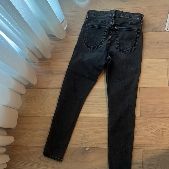 Topshop Jamie Dark Grey High Wasted Skinny Jeans with thigh rip - Picture 4 of 4